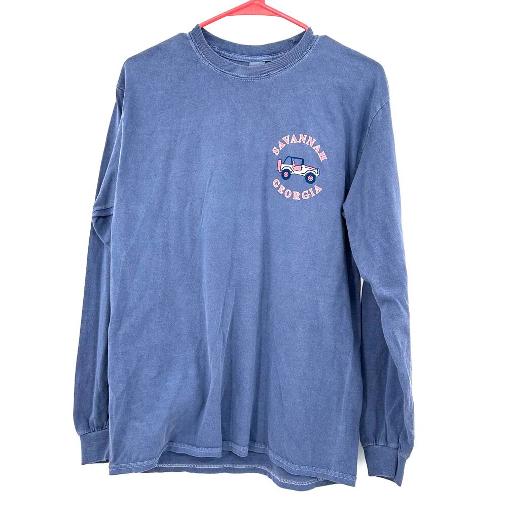Gildan Size Medium Long Sleeve Savannah Georgia Graphic Tee Shirt T-Shirt Top